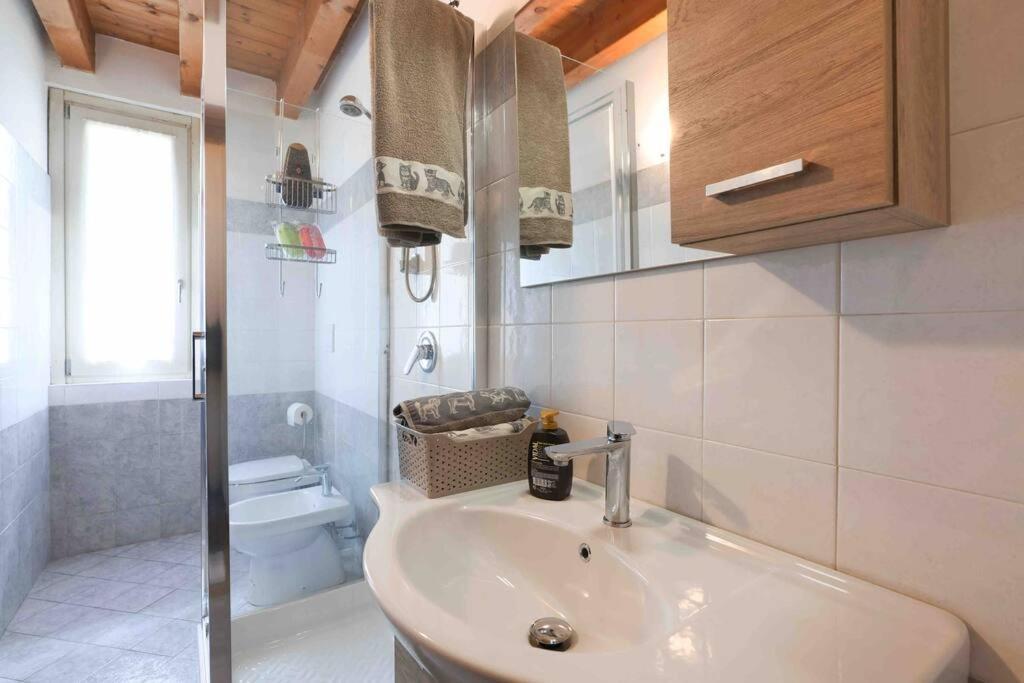 Borgo Di Terzo Bifocale In Centro Storico Check In 24H Fast Wi-Fi Bus 500M Apartment Bagian luar foto