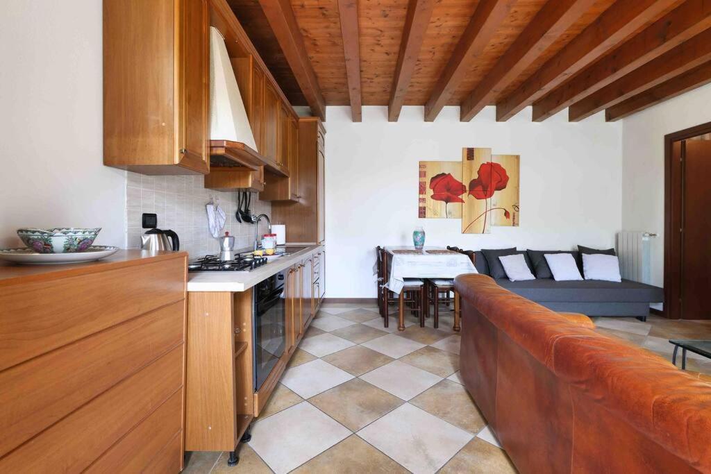Borgo Di Terzo Bifocale In Centro Storico Check In 24H Fast Wi-Fi Bus 500M Apartment Bagian luar foto