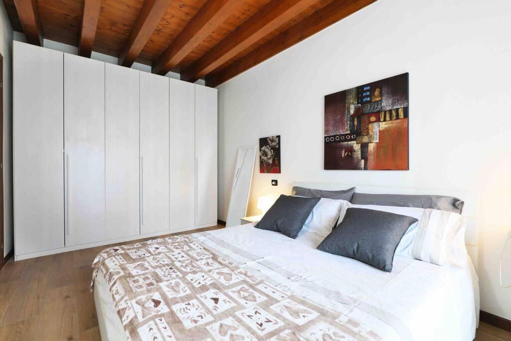 Borgo Di Terzo Bifocale In Centro Storico Check In 24H Fast Wi-Fi Bus 500M Apartment Bagian luar foto
